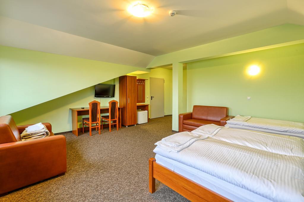Hotel Tenis Chrząstowice Quarto foto